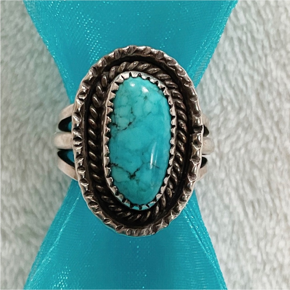 Vintage Sterling Silver Turquoise Ring Oval Navajo Style Size 7.5